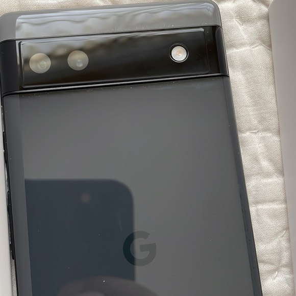 Google Pixel 6a Black 128gb - Picture 6 of 8